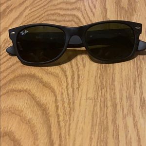 Ray Ban Wayfarer Sunglasses